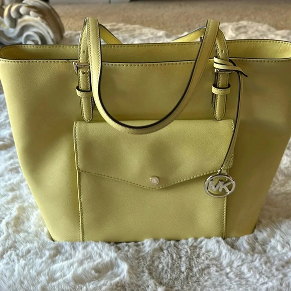 Michael Kors Gold Hardware Tote Bag - Picture 4 of 14